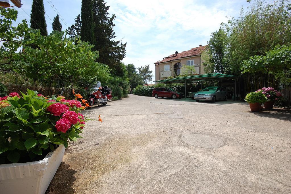 Fisher King Apartments Кърк Екстериор снимка